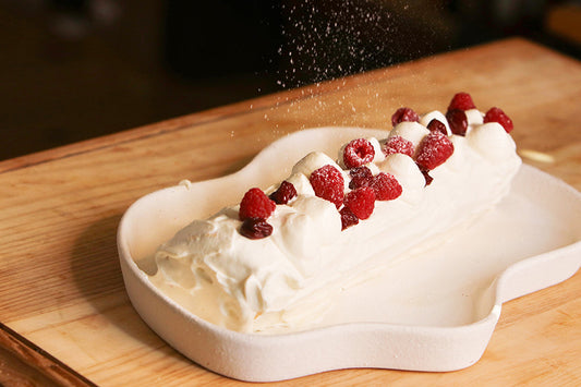 Bûche à la confiture de framboise et cerise et crème mascarpone