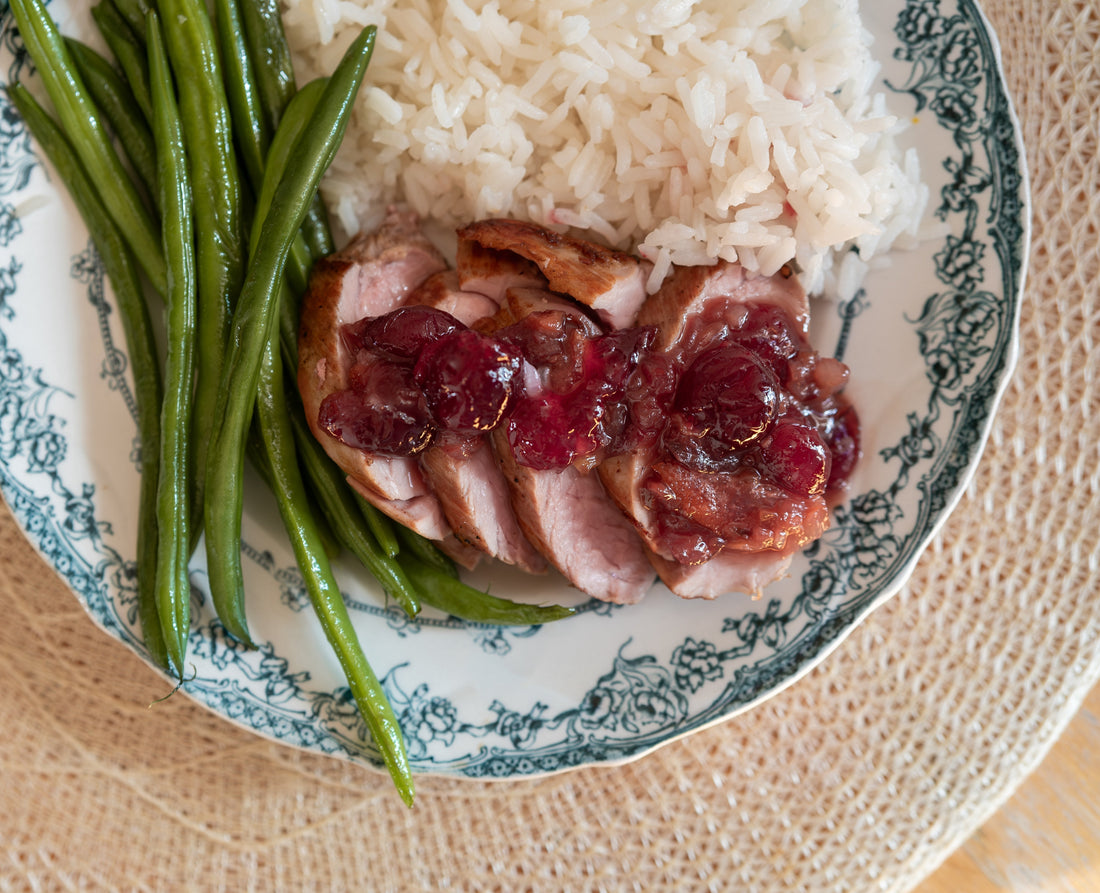 Filet de porc, sauce à la canneberge, orange & poivre de Sichuan